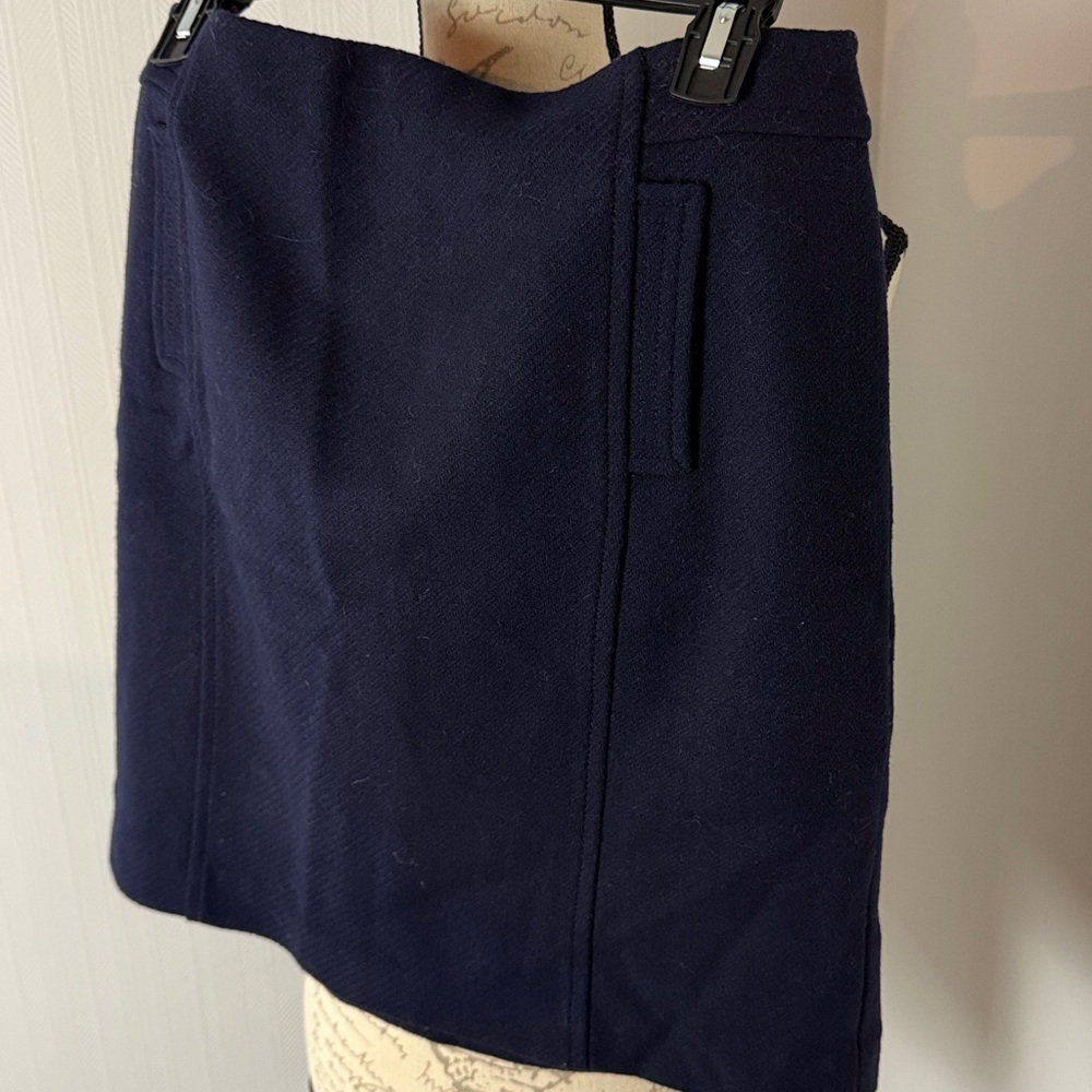 Talbots Skirt Womens 10 Petites Wool Blend Navy Blue Faux Pockets Career - Picture 4 of 5